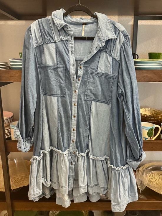 Free People Dresses & Skirts - Free People Patch Work Denim Button-Front Ruffle Dress